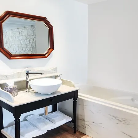 L'envolee Sauvage Livers-Cazelles