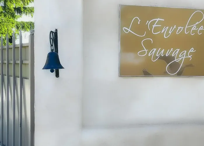 بيت ضيافة L'envolee Sauvage Livers-Cazelles