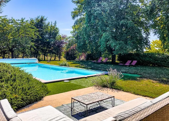 Penzion L'envolee Sauvage Livers-Cazelles